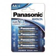 Paquet de 4 piles alcalines Panasonic EVOIA AA / Mignon